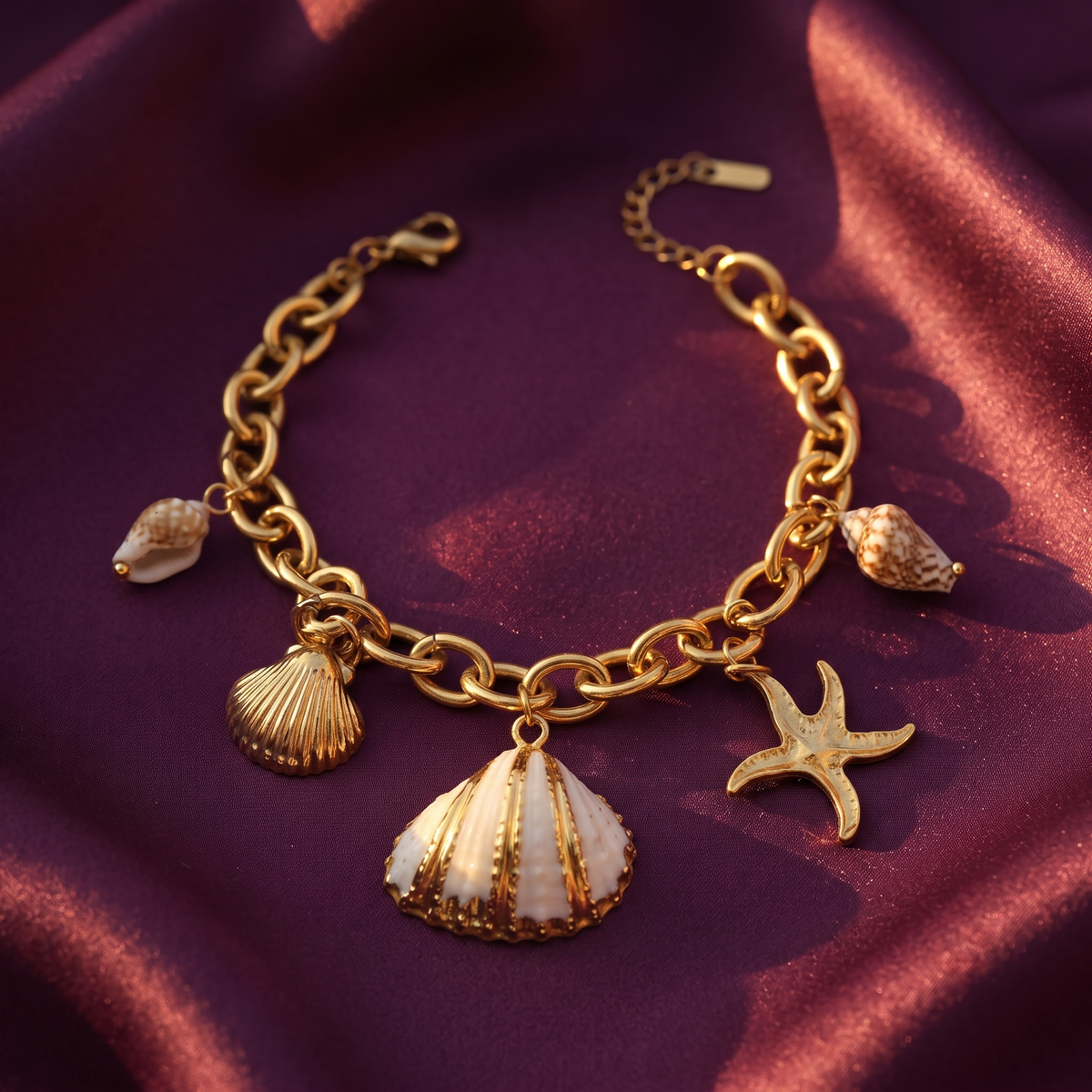 Gold Seashell Charm Chain Bracelet | S.W.ANJ