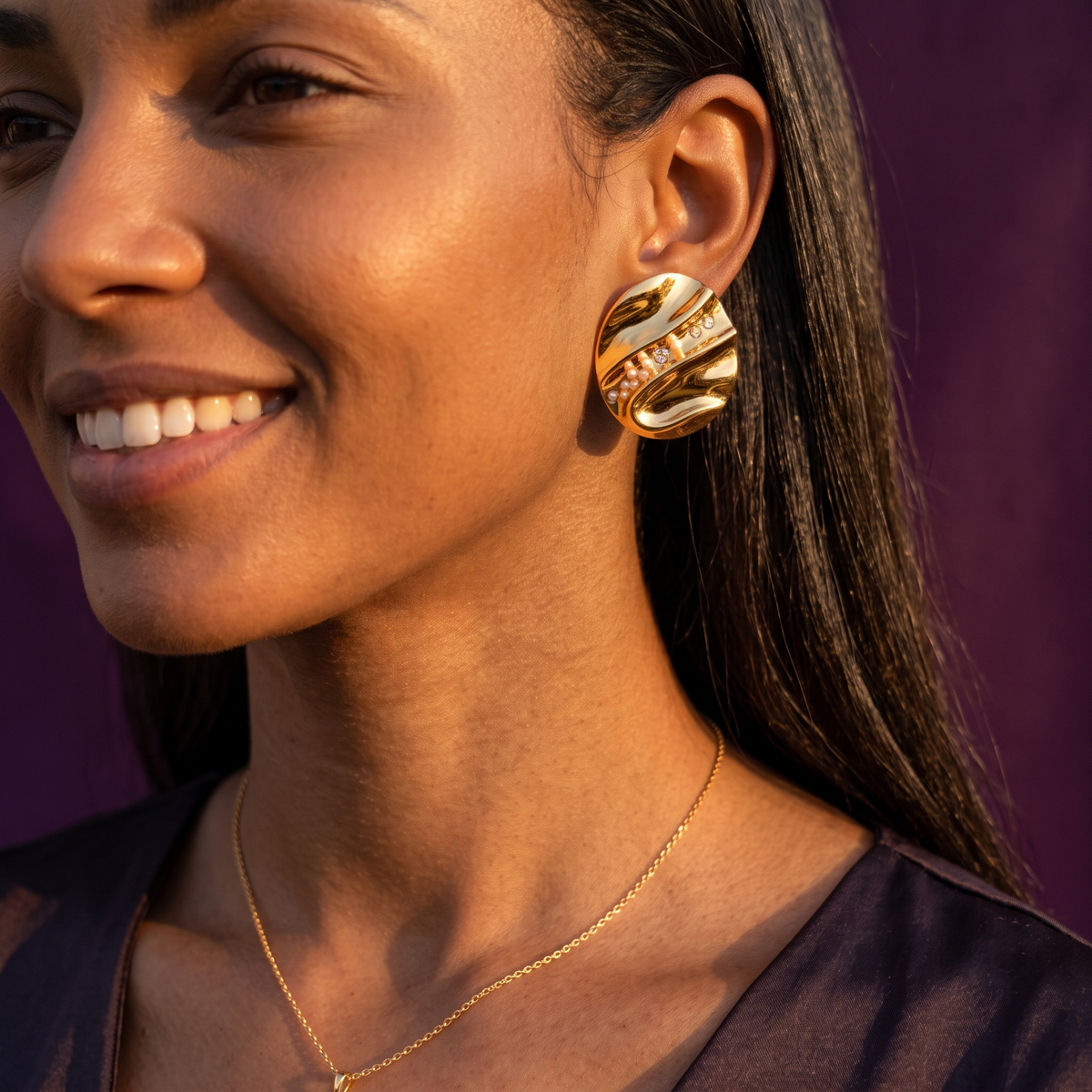 Gold Wavy Oval Stud Earrings with Crystal Line | S.W.ANJ