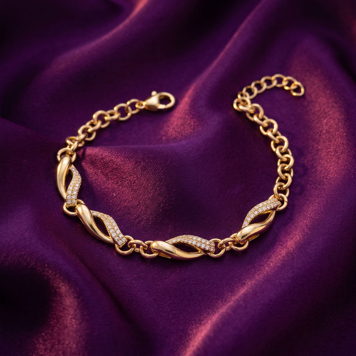 Gold Pavé Twist Link Rolo Chain Bracelet | S.W.ANJ