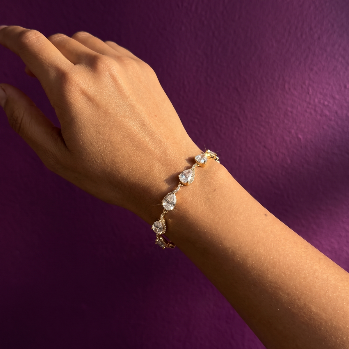 Gold Pear Crystal Swirl Link Bracelet | S.W.ANJ