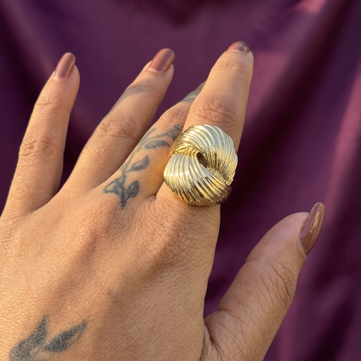 Gold Swirl Ribbed Statement Ring | S.W.ANJ